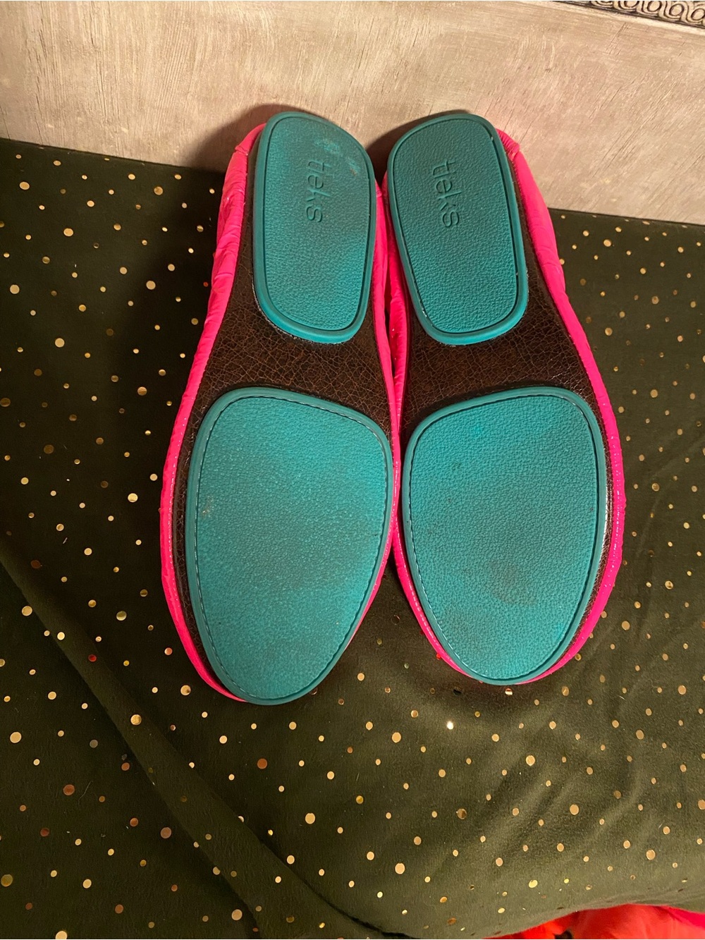EUC Tieks Pop Pink Patent Ballet Flats Size 10 - Picture 7 of 8